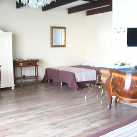 Le Clos Des Flandres Bed & Breakfast Erquinghem-Lys